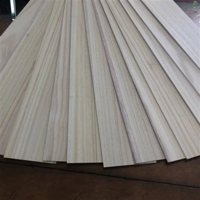 Paulownia gezamenlijke surfplank